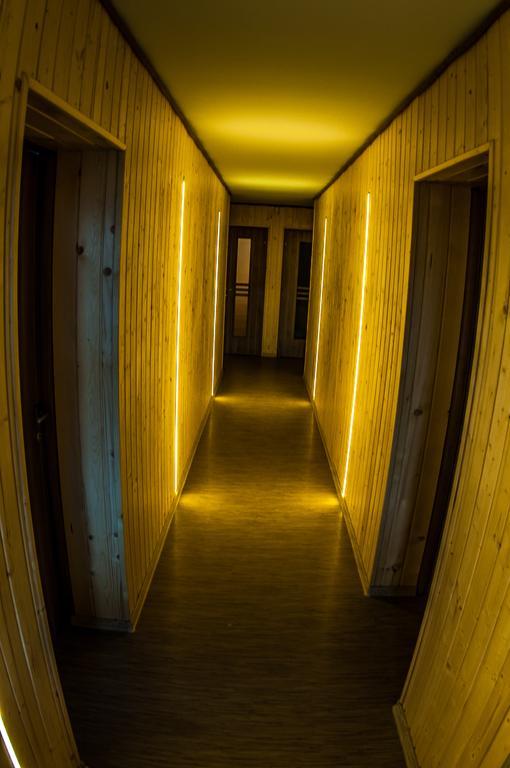 Cabana Deac - Luxury Chalet فاترا دورني الغرفة الصورة