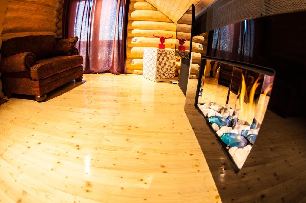 Cabana Deac - Luxury Chalet فاترا دورني الغرفة الصورة