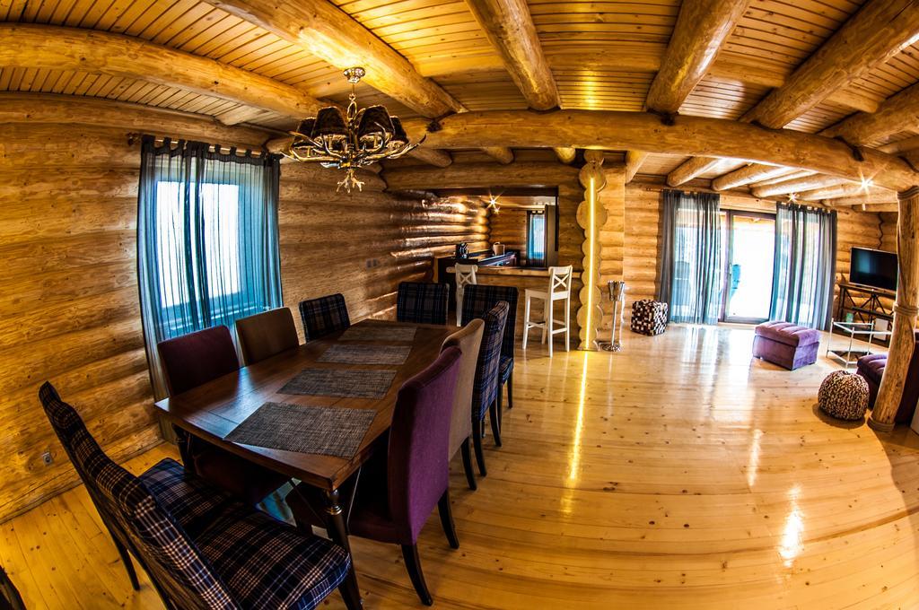 Cabana Deac - Luxury Chalet فاترا دورني الغرفة الصورة